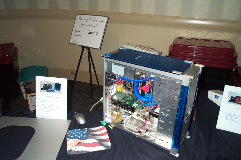Casemod17 given away by freaking fast computers